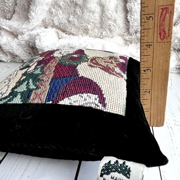 Maine Balsam Decorative Holiday Pillow Old World Santa Tapestry Velvet Back Trim - Picture 6 of 8
